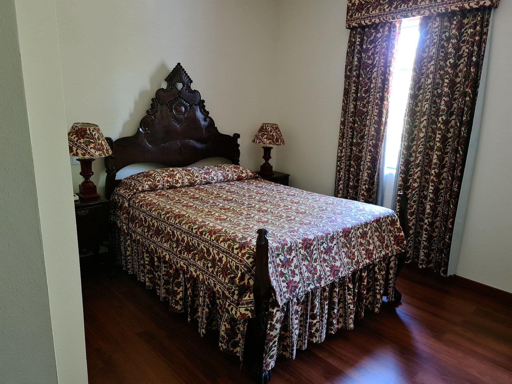 Hotel Urgeirica 4*